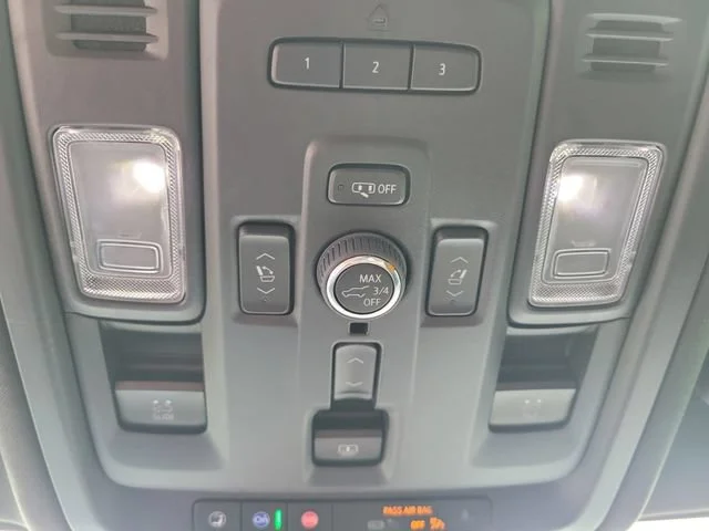 Used 2023 Onyx Black GMC Denali image 40
