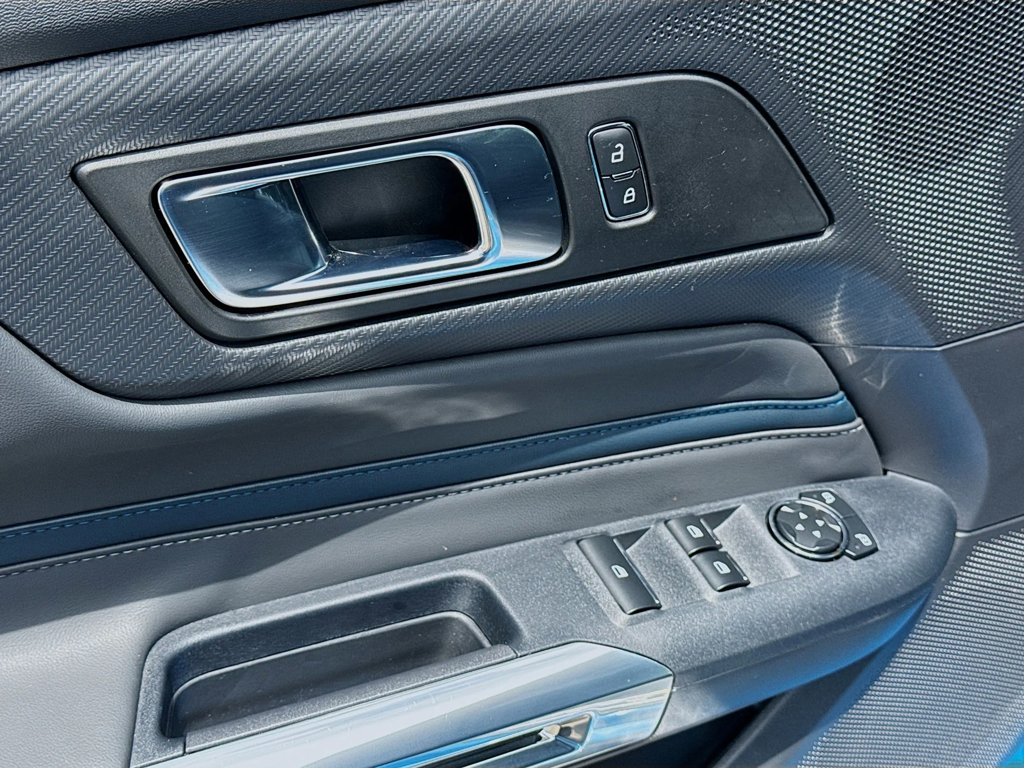 Used 2024 Grabber Blue Metallic Ford GT Premium image 21