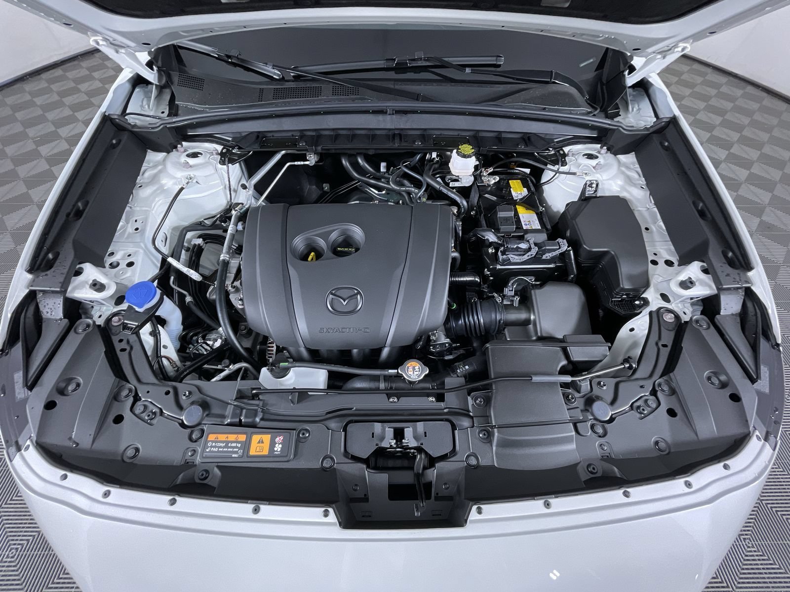 New 2026 Rhodium White Metallic Mazda 2.5 S Premium image 28