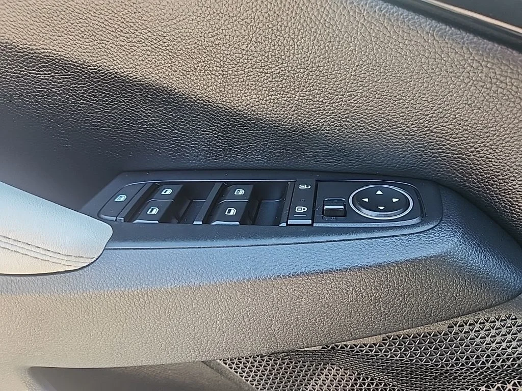 Certified Used 2023 Gray Kia EX image 26