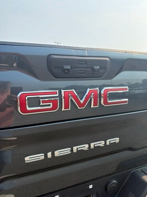 Used 2020 Blue GMC Base image 29
