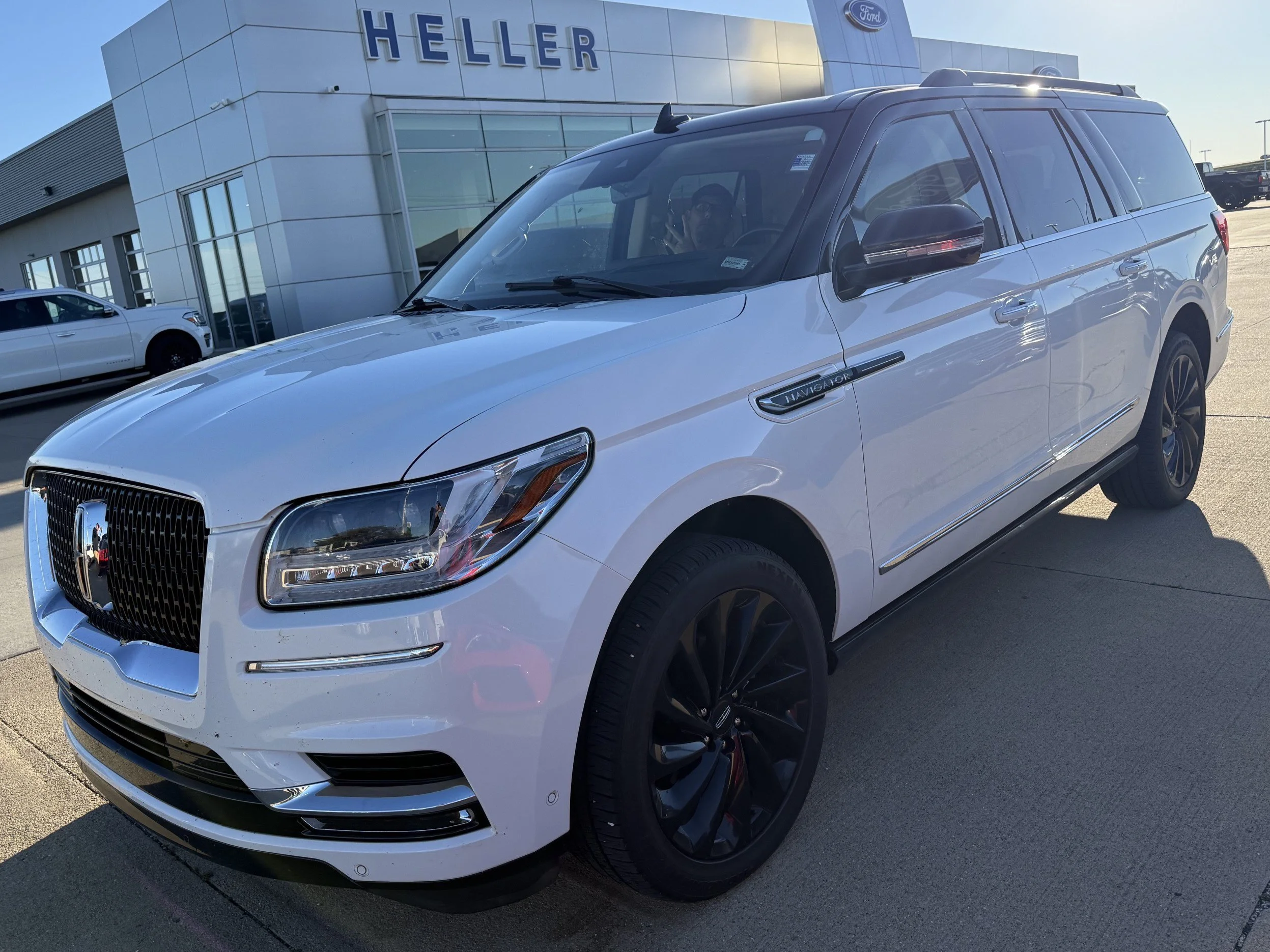 Used 2021 White Lincoln Black Label image 3
