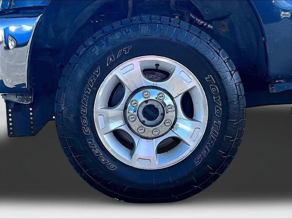 Used 2016 Blue Ford XLT image 7