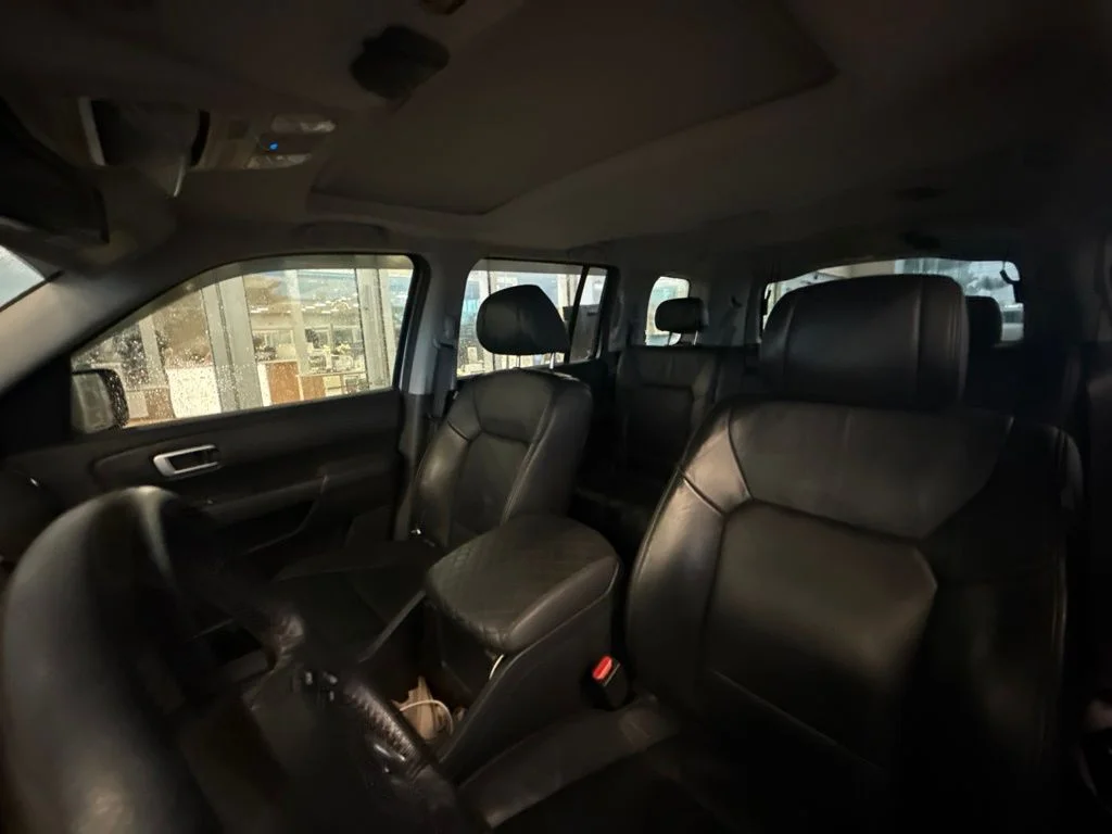 Used 2011  Honda EX-L image 5