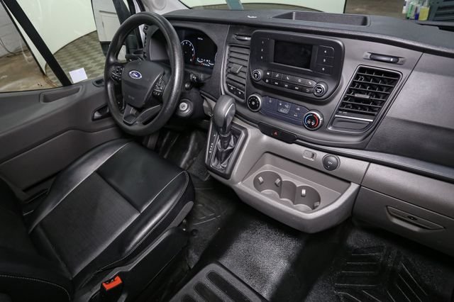 Used 2025  Ford Base image 16