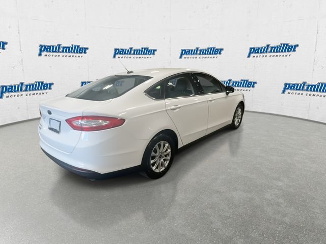Used 2015 White Ford S image 10