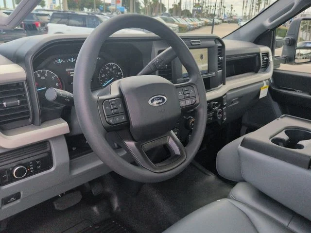New 2026 Oxford White Ford F-250® XL image 15