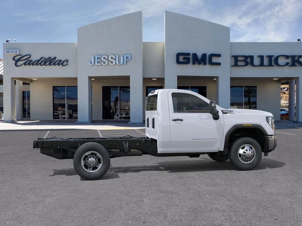 New 2026 Summit White GMC Pro image 5