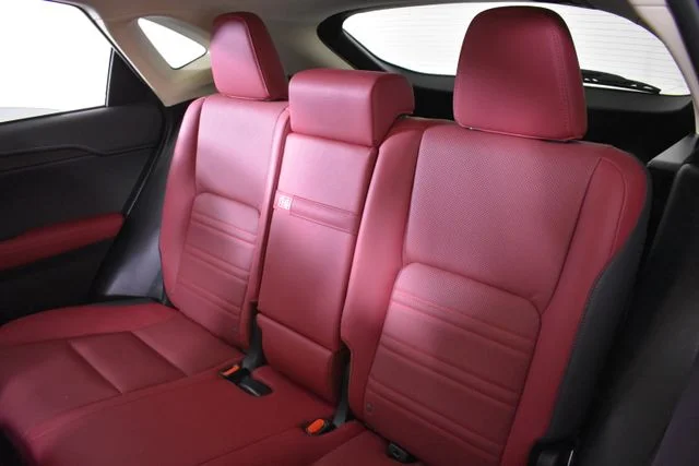 Used 2021 White Lexus 300h image 17