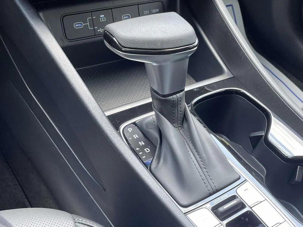 New 2026 Black Hyundai SEL image 29