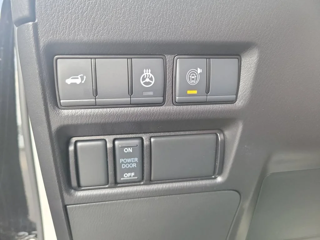 Used 2023 Black INFINITI PREMIUM SELECT image 18