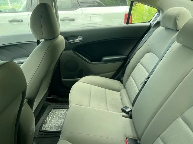 Used 2016 Silver Kia LX image 6