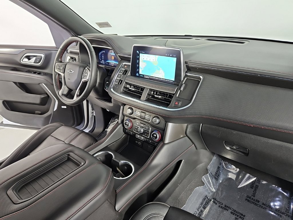 Used 2023 Pearl Chevrolet RST image 13