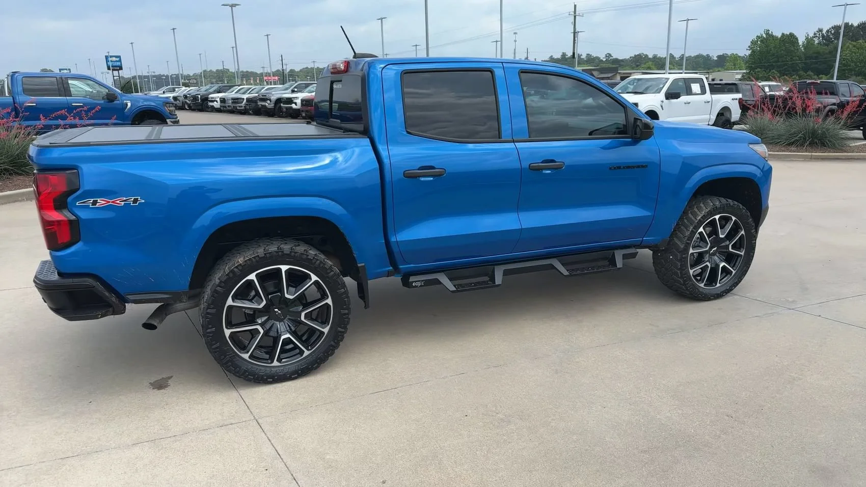 Used 2024 Glacier Blue Metallic Chevrolet 4WD Work Truck image 7