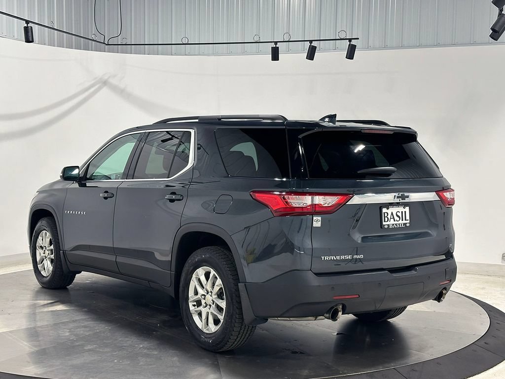 Used 2021 GRAPHITE METALLIC Chevrolet LT Leather image 14