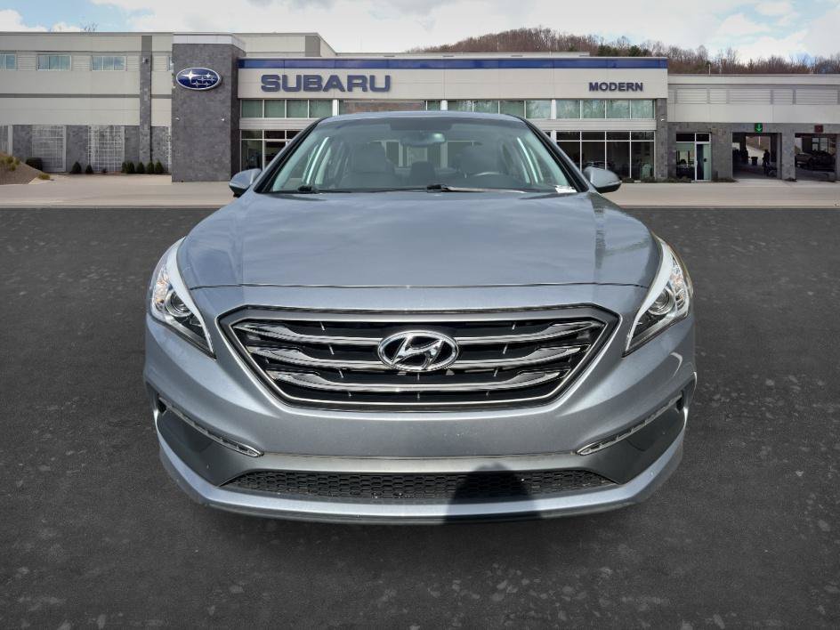 Used 2017 Shale Gray Metallic Hyundai Sport image 2