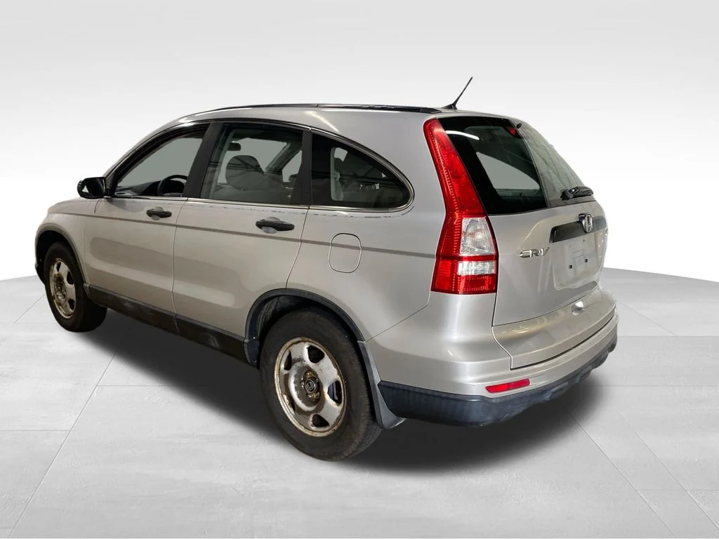 Used 2011 White Honda LX image 4