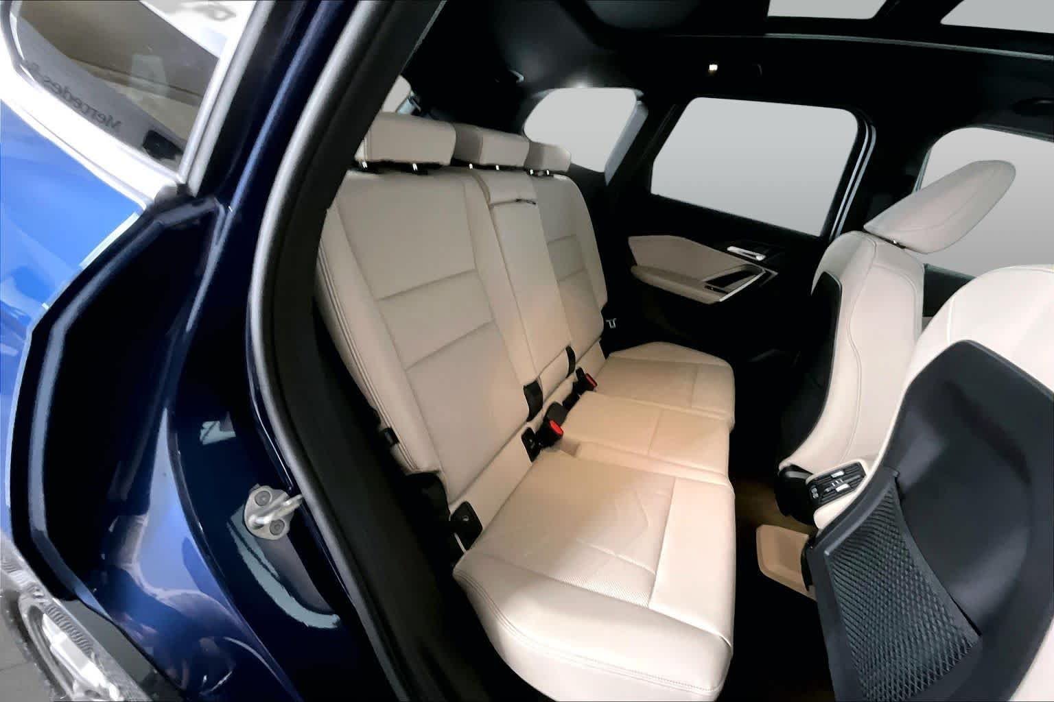 Used 2023 Phytonic Blue Metallic BMW xDrive28i image 20