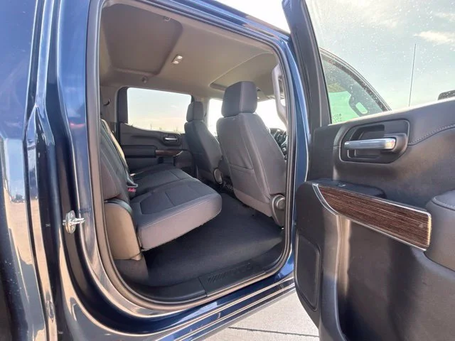 Used 2021 Pacific Blue Metallic GMC SLE image 32