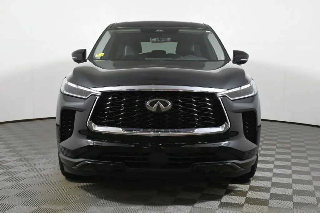 Certified Used 2023 Black INFINITI PURE image 10