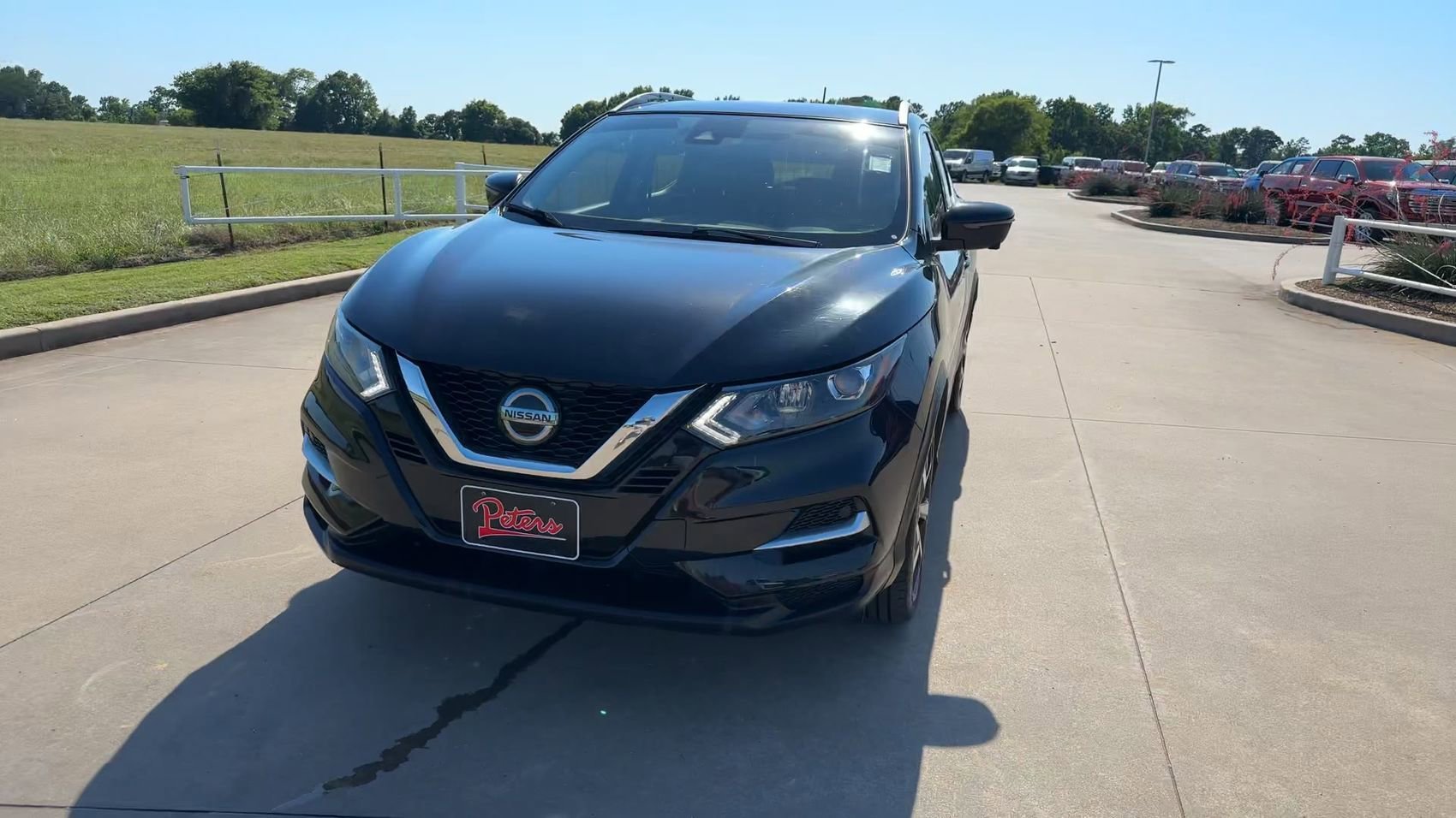 Used 2022 Magnetic Black Pearl Nissan SL image 4