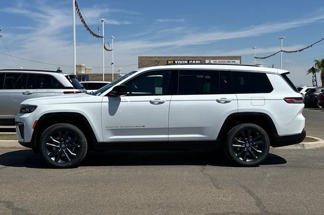 New 2026 Bright White Clear-Coat Exterior Paint Jeep  image 6