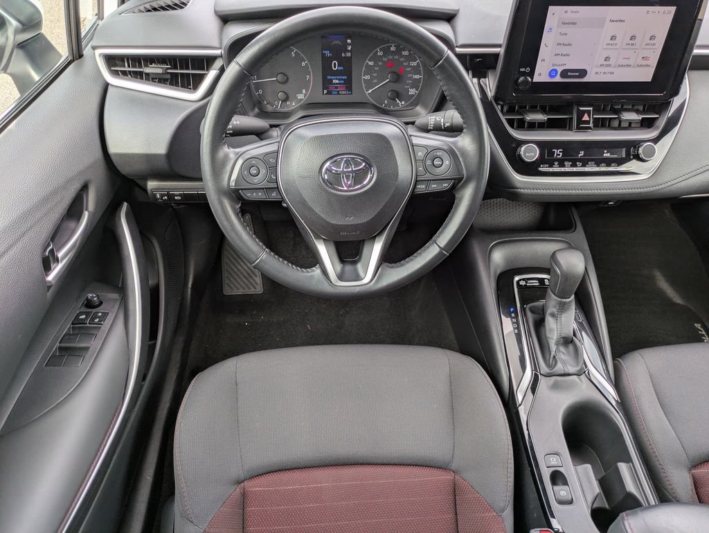 Used 2025 White Toyota SE image 17