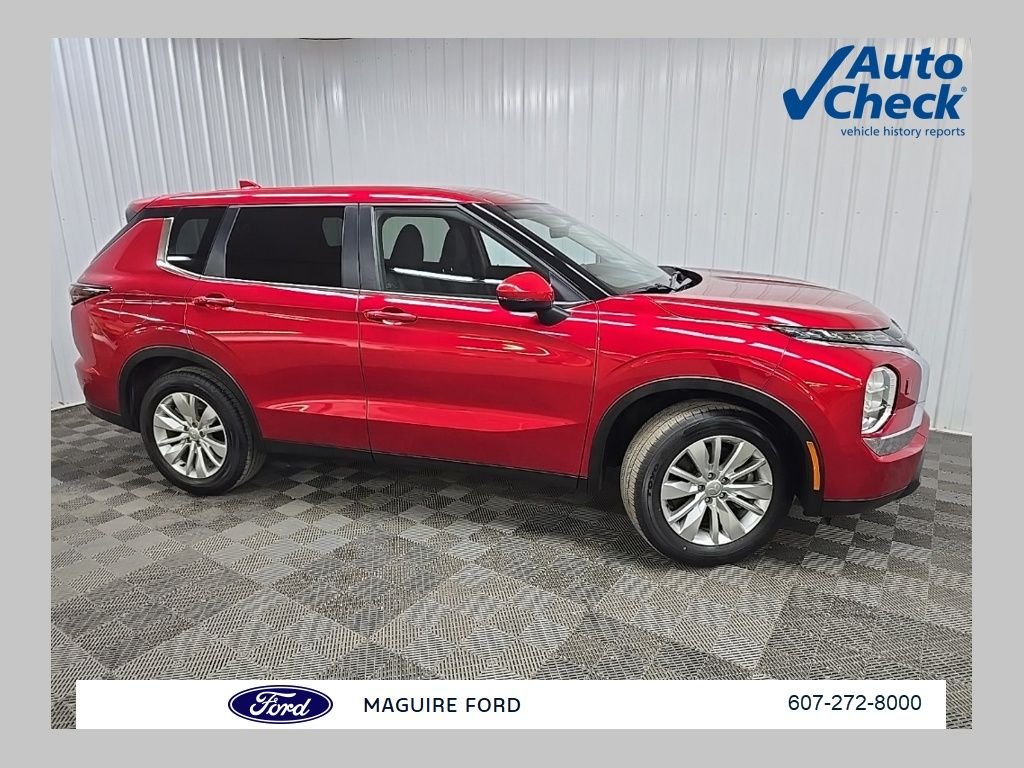 Used 2025 Red Mitsubishi ES image 1