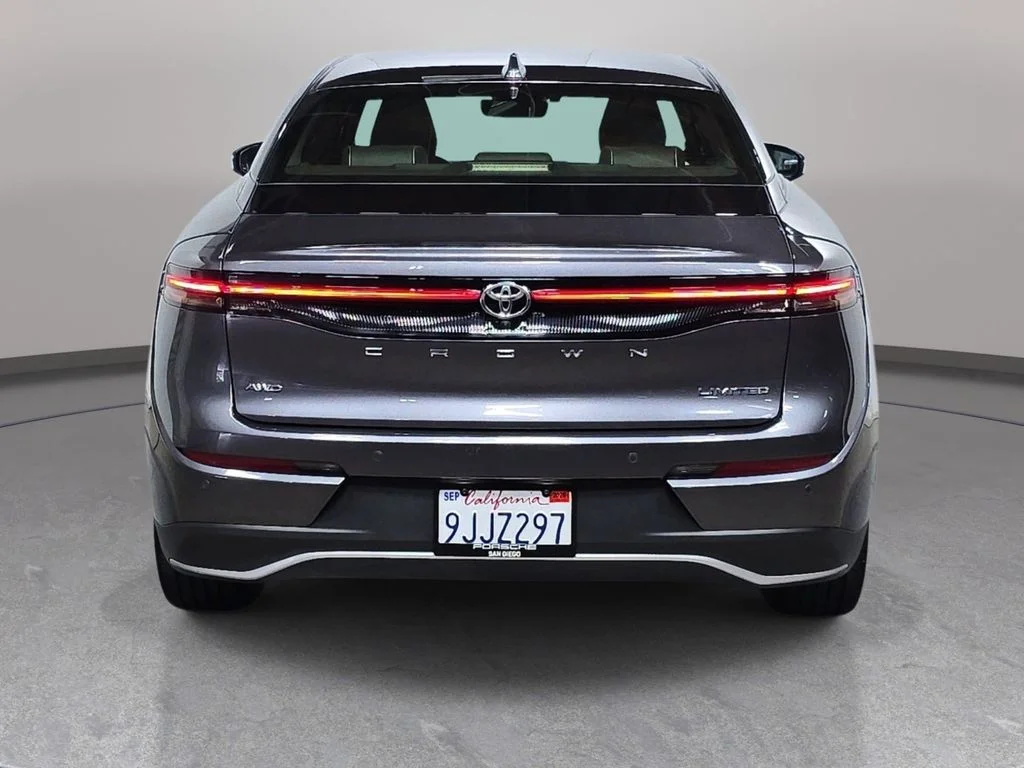 Used 2023 Gray Toyota Limited image 7