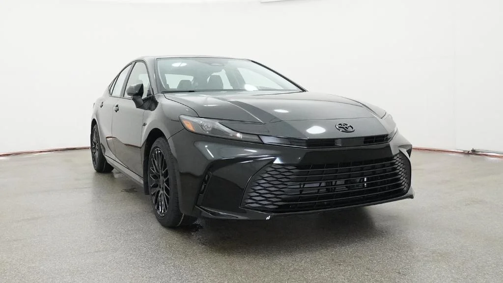New 2026 Midnight Black Metallic Toyota LE image 16
