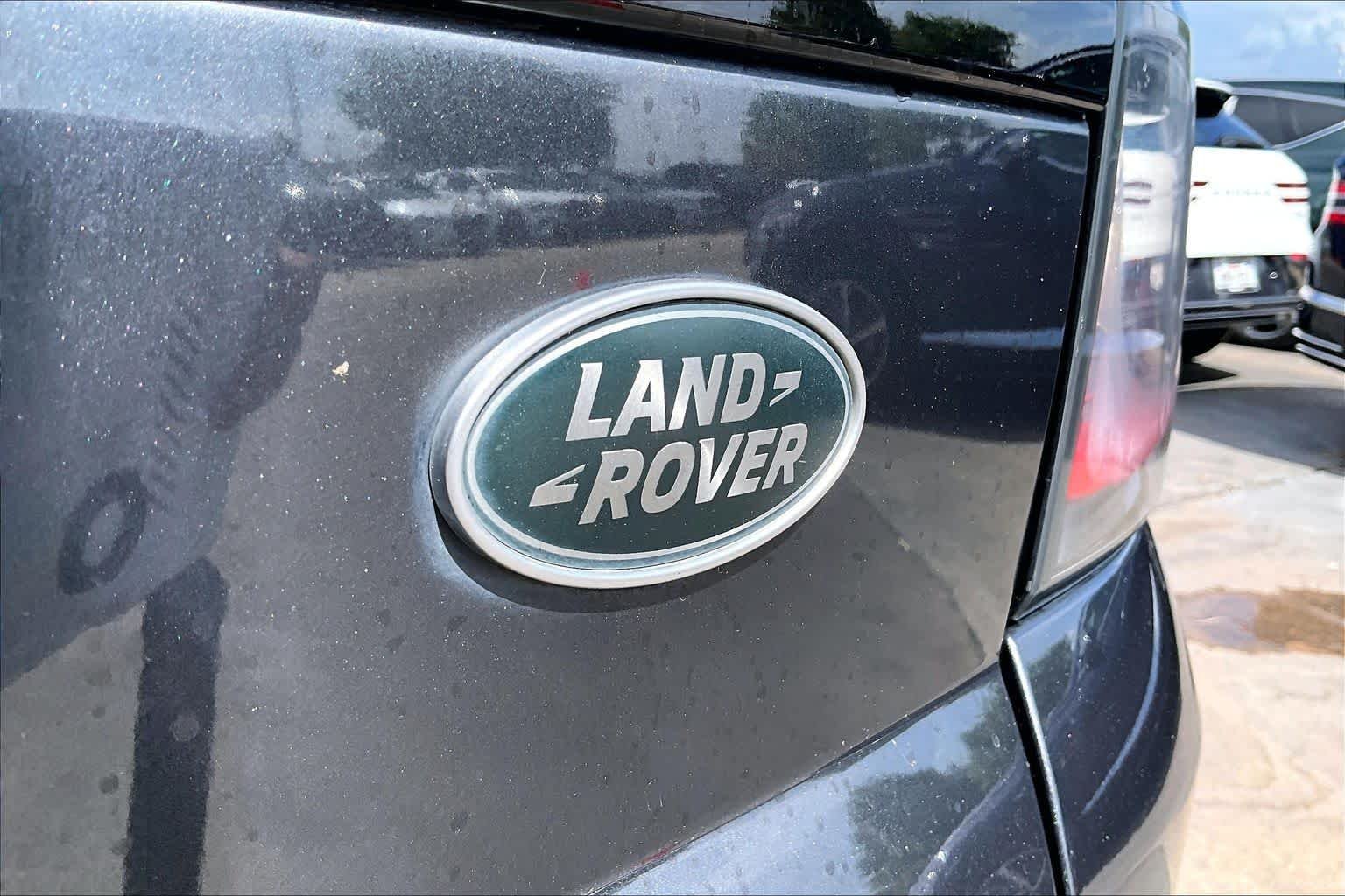 Used 2021 Carpathian Grey Premium Metallic Land Rover HSE Silver Edition image 10