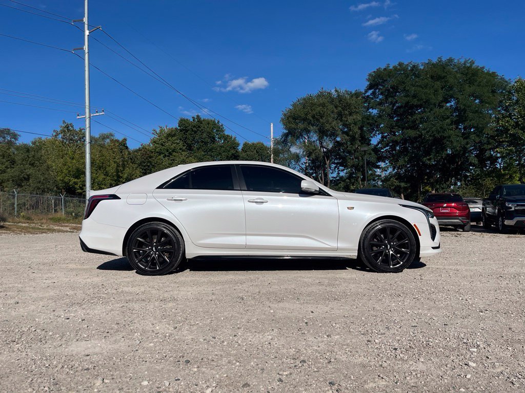 Used 2021 Crystal White Tricoat Cadillac Sport image 6