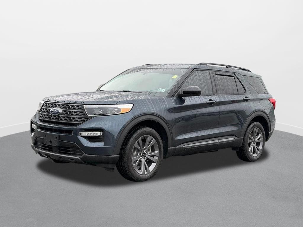 Used 2024 Stone Blue Ford XLT image 1