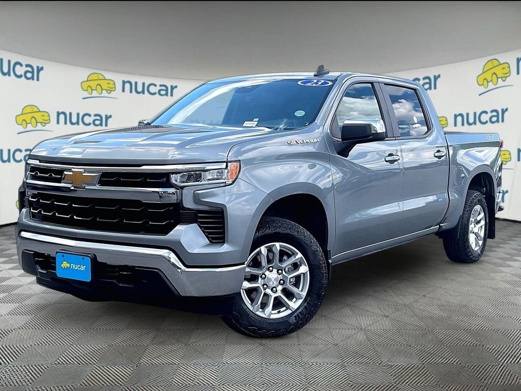 Used 2023 Gray Chevrolet LT image 3