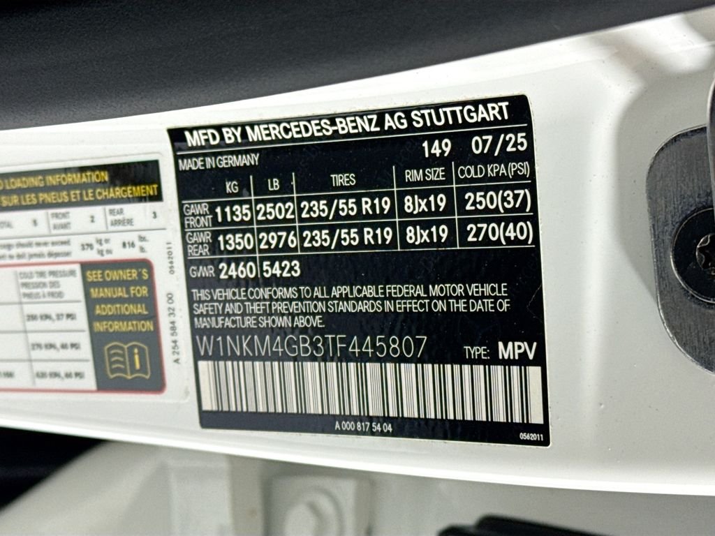 Used 2026  Mercedes-Benz GLC 300 image 36