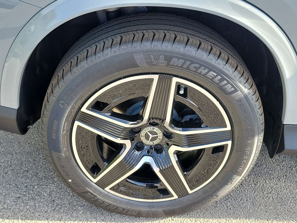 New 2026 Gray Mercedes-Benz GLC 300 image 7