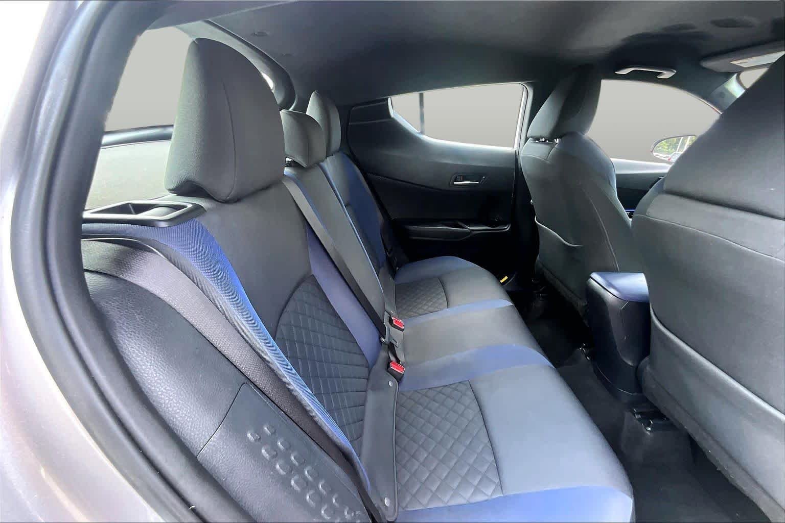 Used 2020 Silver Knockout Metallic Toyota XLE image 20