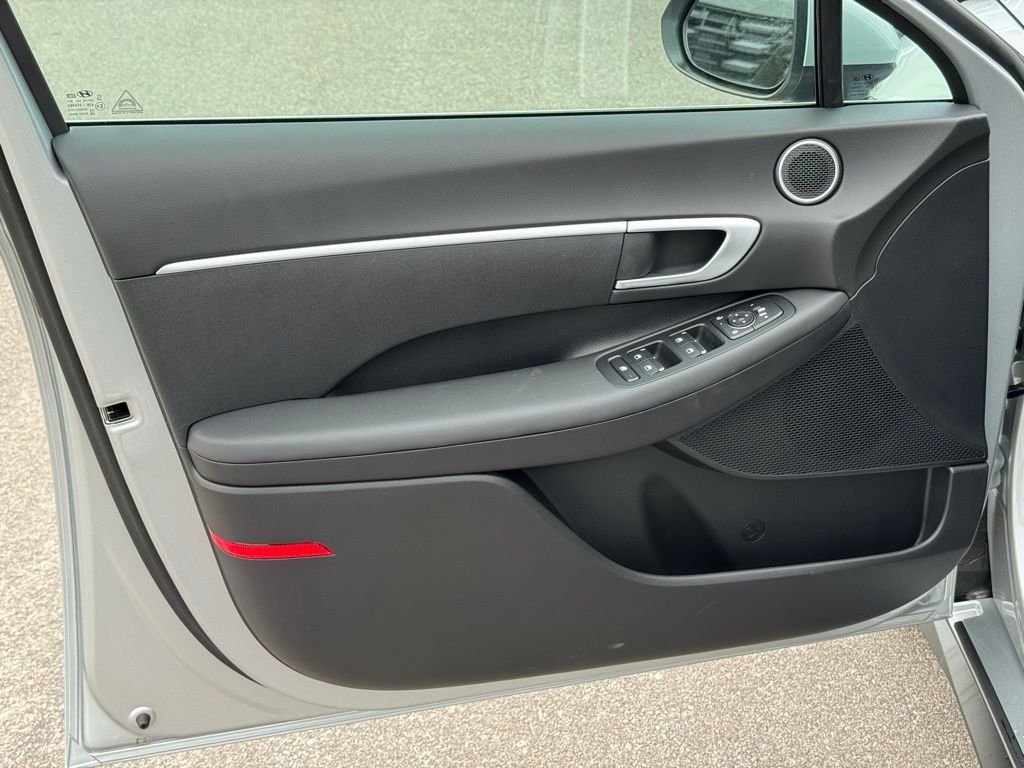 Used 2026 Silver Hyundai SE image 19