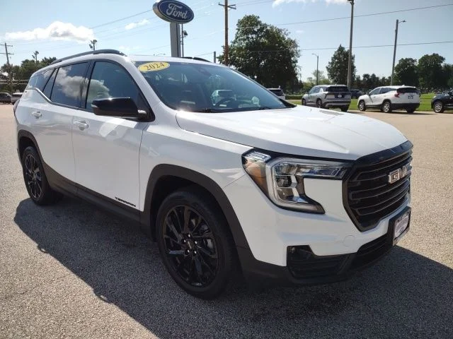 Used 2024 Summit White GMC SLT image 7