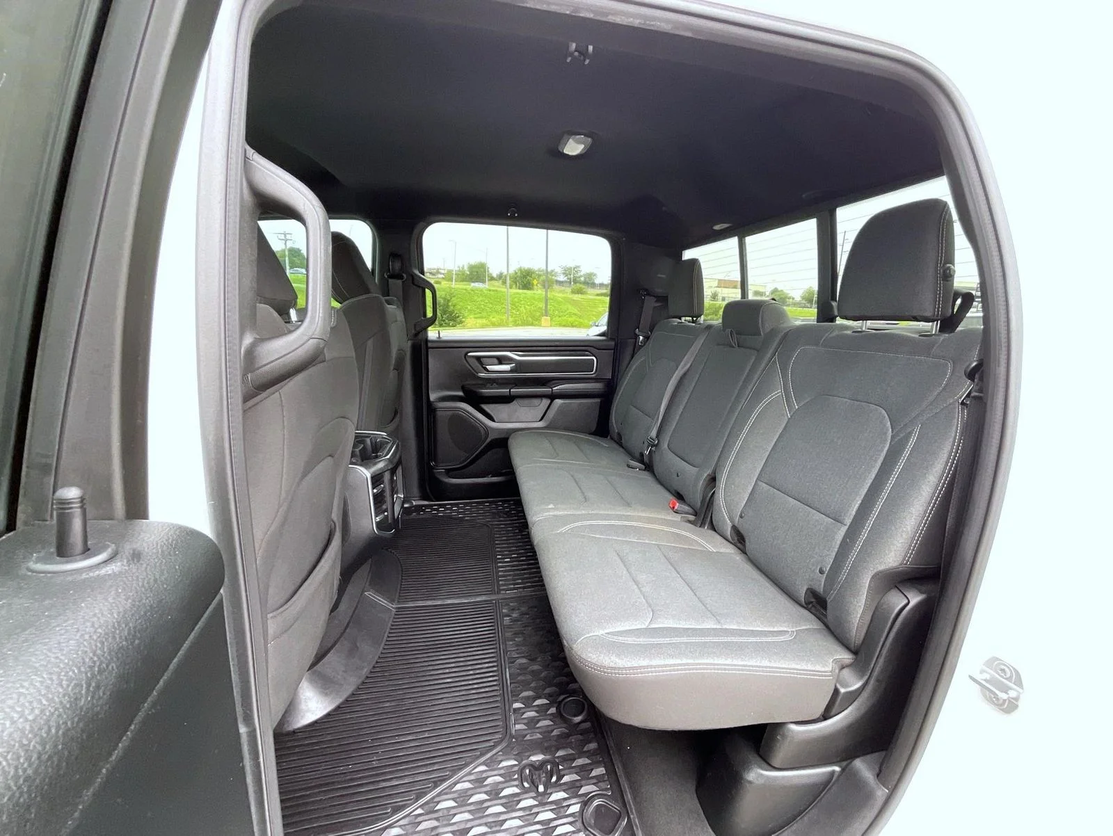 Used 2019 White Ram Big Horn/Lone Star image 19