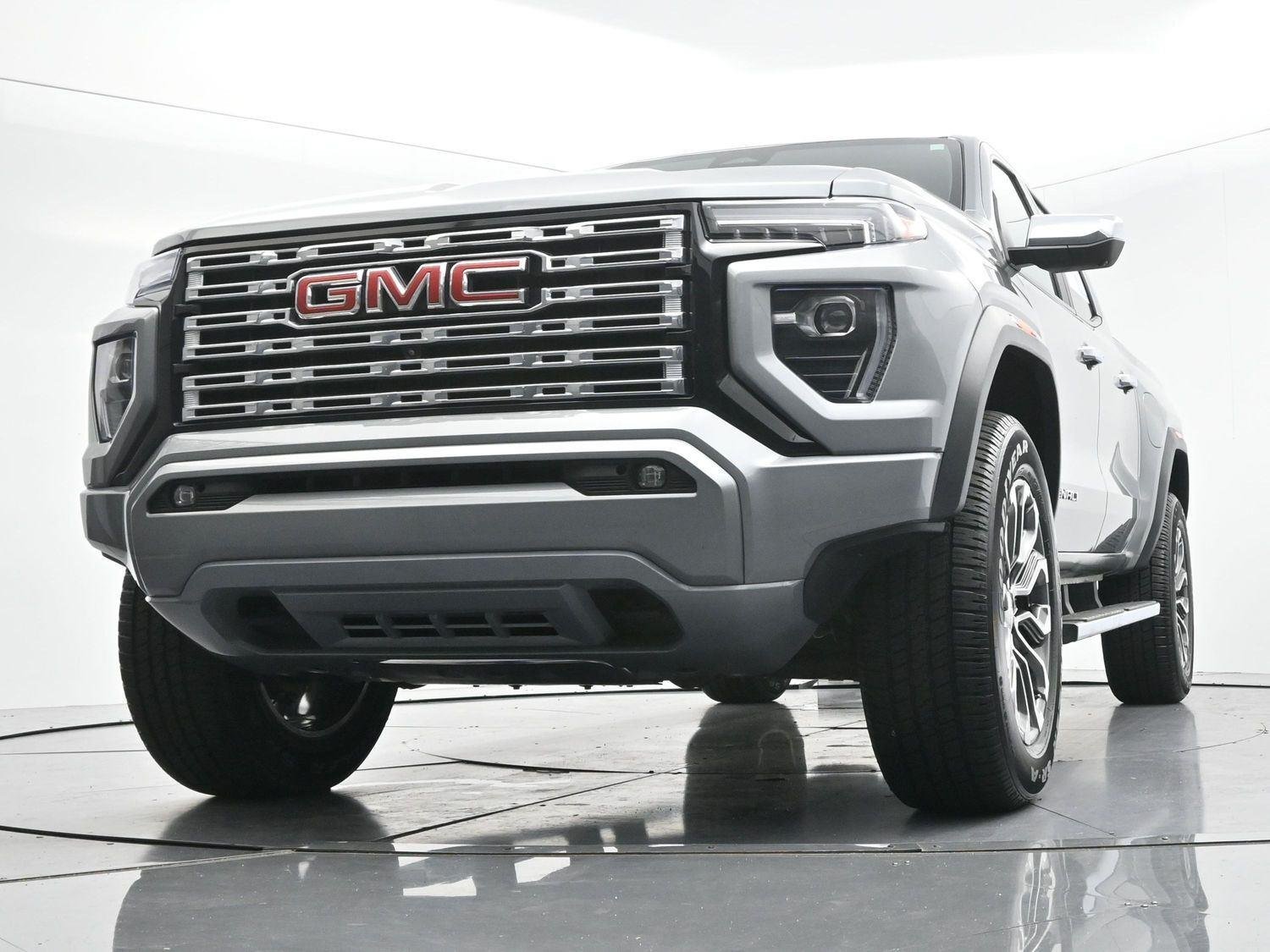 Used 2023 Sterling Metallic GMC Denali image 47