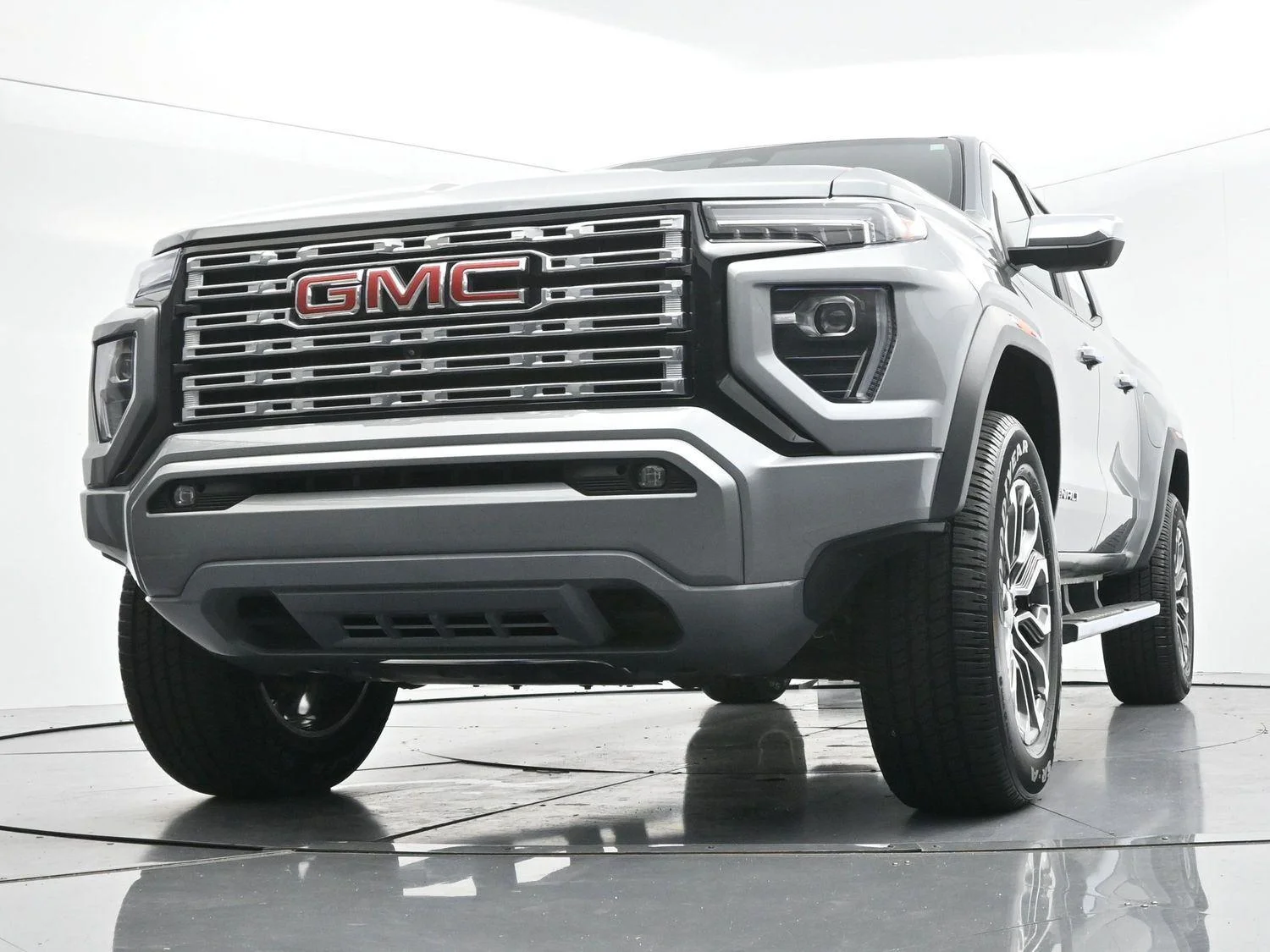 Used 2023 Sterling Metallic GMC Denali image 47