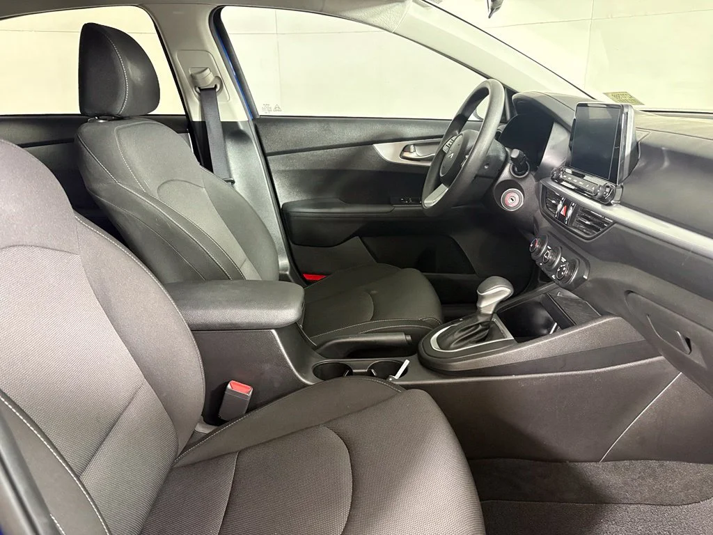 Used 2023 Blue Kia LXS image 14