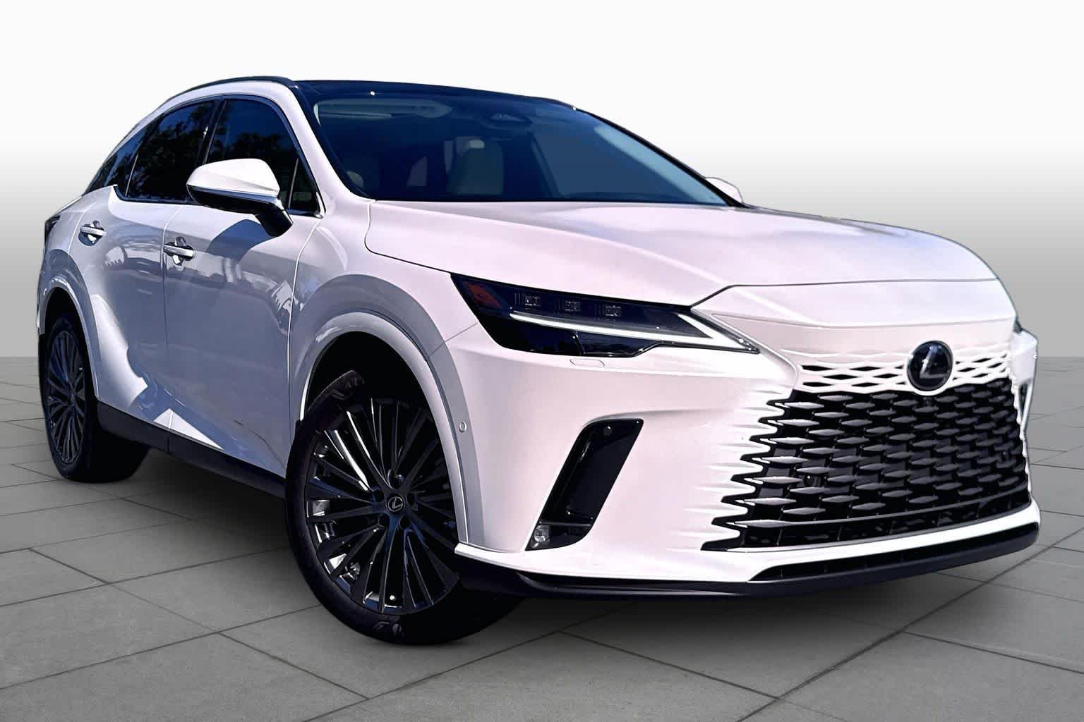 Used 2024 Eminent White Pearl Lexus Luxury image 3