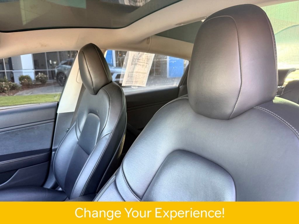 Used 2018  Tesla Long Range image 15
