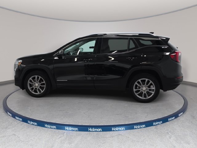 Used 2022 Black GMC SLT image 9