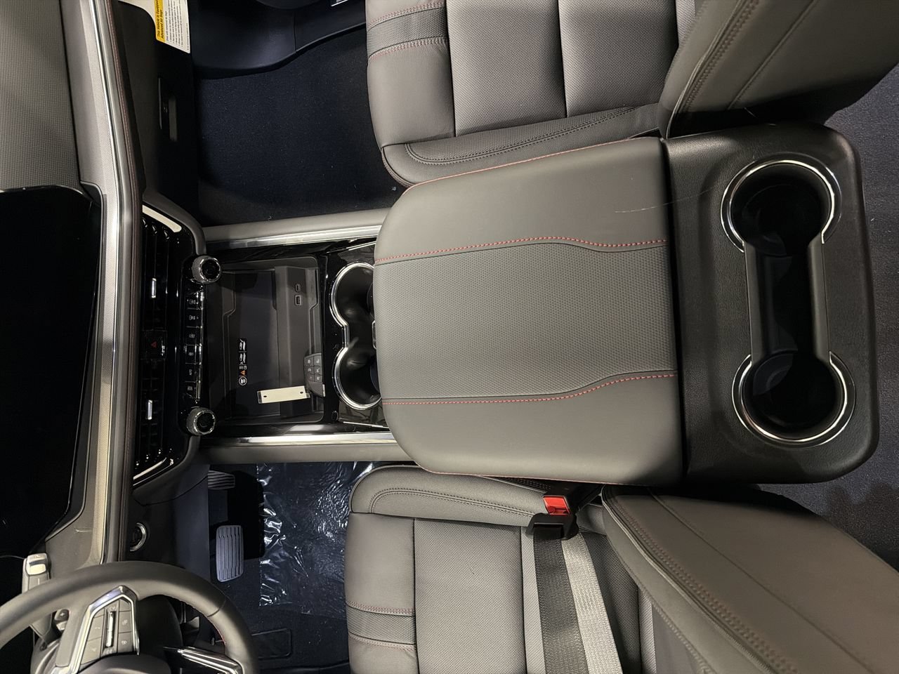 2026 Chevrolet Tahoe RST - Photo 23
