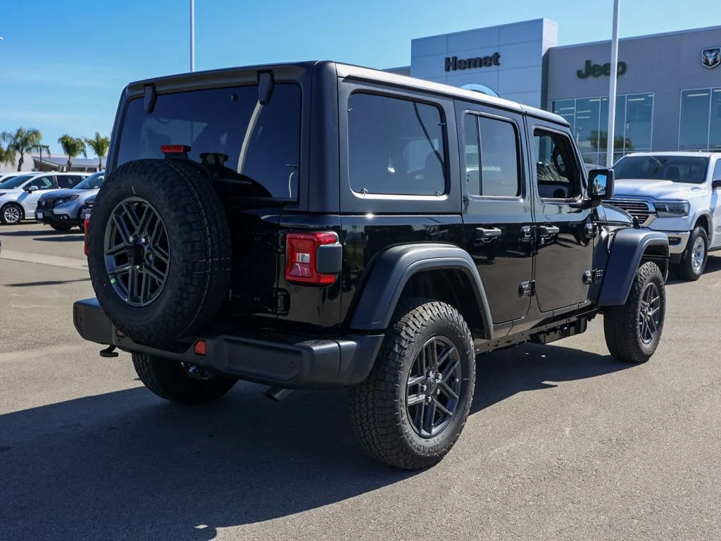 New 2026 Black Clear-Coat Exterior Paint Jeep Sport S image 3