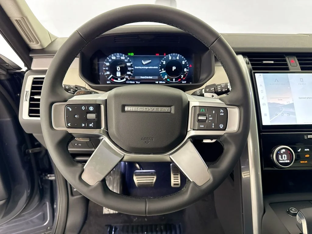 New 2026 Varesine Blue Land Rover Dynamic SE image 11