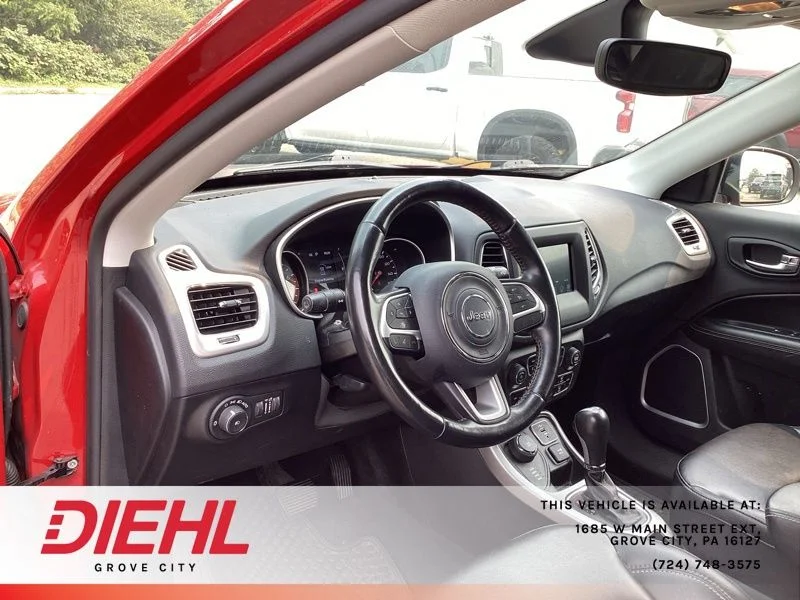 Used 2020 Red Jeep Latitude image 22